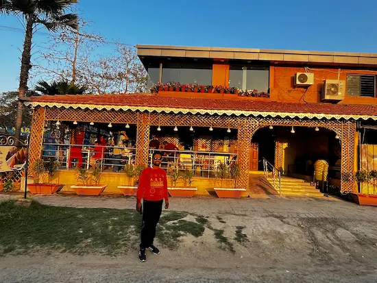 iskcon bimal food court